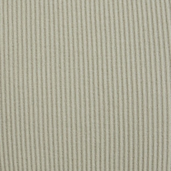 Sonia Seamless Plunge Tee - Picture 5 of 7